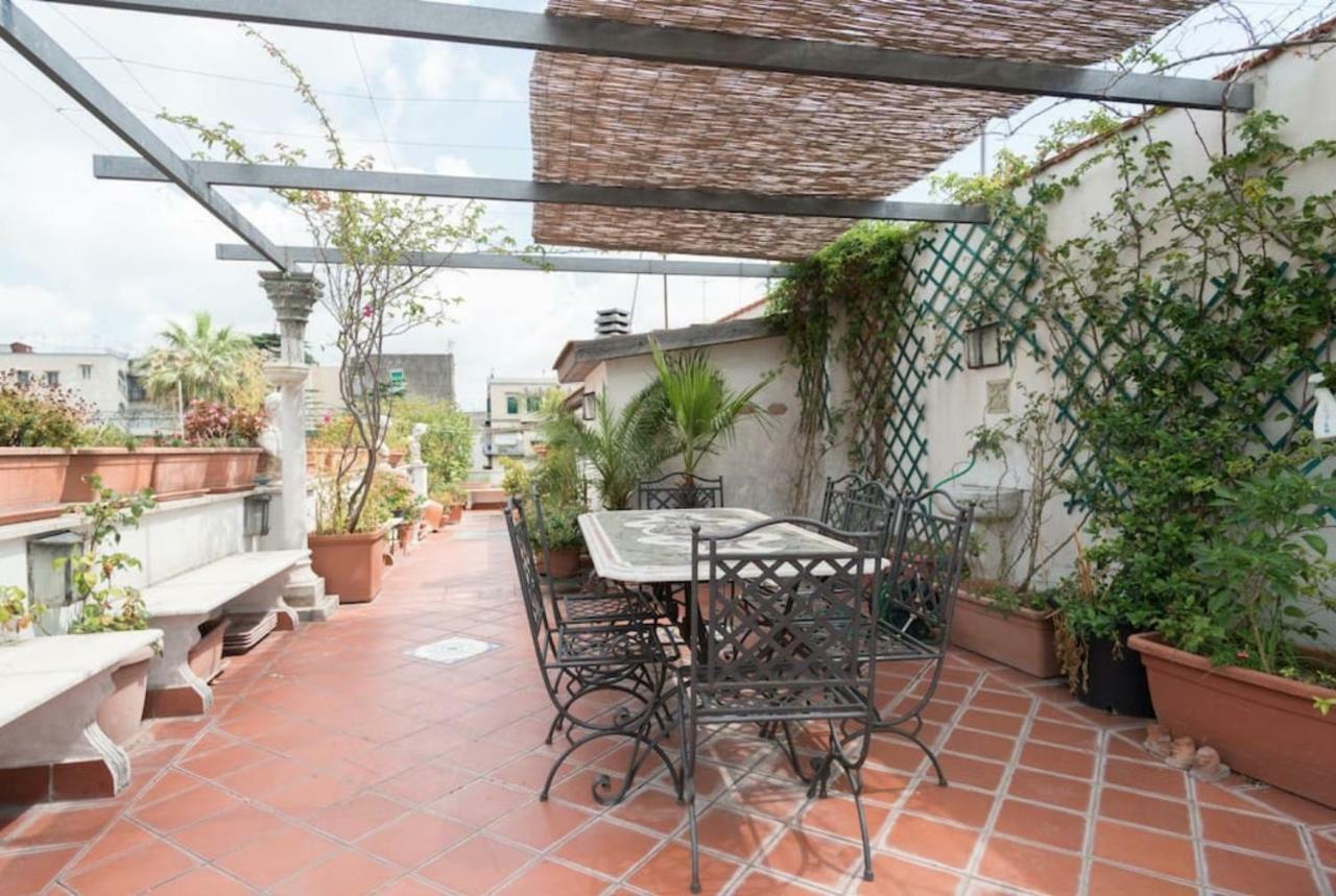 Appartement Terrazza Duomo Renaissance - Via Carbonara 20 à Naples Extérieur photo